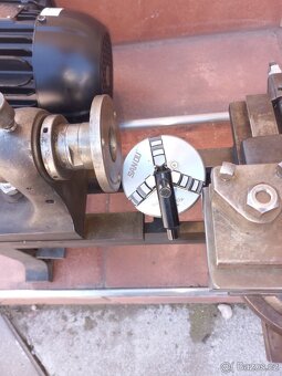 Soustruh na kov - 3