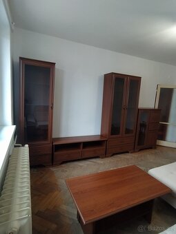 Obývací sestava a stoleček - 3