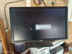 LCD monitor Dell 22" - 3