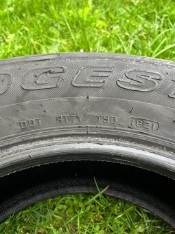 265/65 R17 - 3