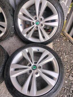 4ks alu disky orig. Škoda 5x112 R18 pneu 225/40 r18 - 3