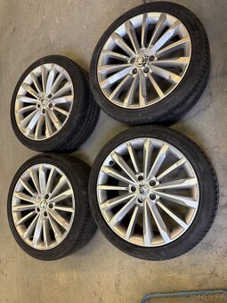 Letní Alu kola Trinity, Škoda Superb 3 L&K, 5x112 r19 - 3