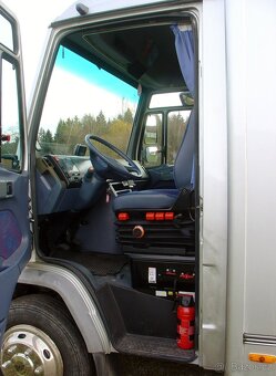 Mercedes Vario - 3