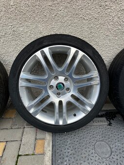 Alu kola Škoda Superb 2 Themisto R18 5X112 PNEU 225/40 R18. - 3