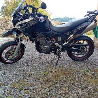 Aprilia Pegaso Strada 650 - 3