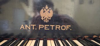 Klavír křídlo, Ant. Petrof - 3