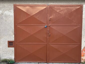 Pronajmu garáž na ulici Martinovská v Ostravě Porubě - 3