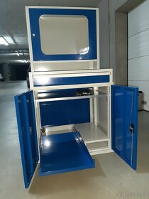 Počítačová skříň nová - 3