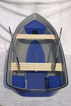 Nová pramice Czech Marine 380 - rybářská veslice - 3