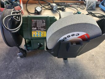 Prodám tyto brusky od PARKSIDE. 1) Bruska na suché a mokré - 3