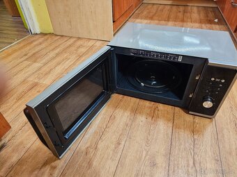 Mikrovlnná trouba Samsung MS23F301TAS - 3