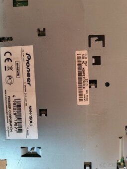 Prodám radio Pioneer - 3