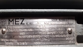 Tříotáčkový elektromotor - 3