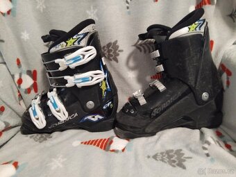 Prodám dětské lyžáky Nordica vel. 20 - 3