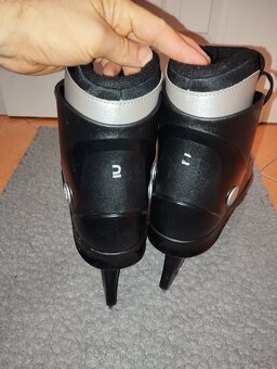 Prodám brusle Oxelo, velikost 42 - 3