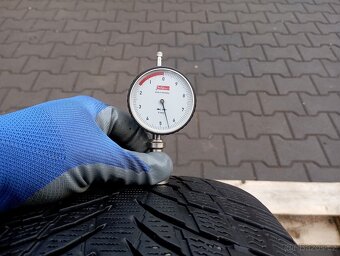 zimní pneu nokian 245/50/18 - 3