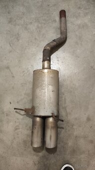 Prodám výfuk katalyzátor, mercedes. - 3