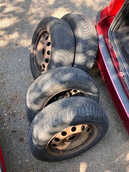 Celoroční pneu 185/65 R14 - 3
