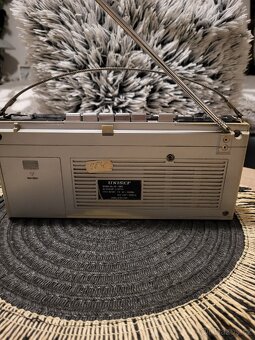 Radiomagnetofon UNISEF - 3