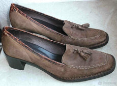 Bata. ELEGANTNÍ značkový kvalitni botky VEL.38 - 3