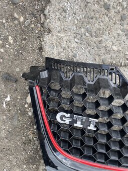 Maska VW golf 5 gti - 3