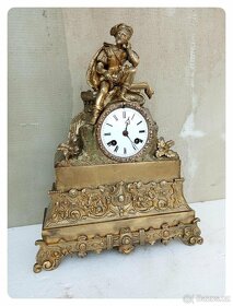 100 leté figurální mechanické bronzové krbové hodiny Francie - 3