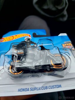 Hotwheels honda super cub custom treasure hunt - 3