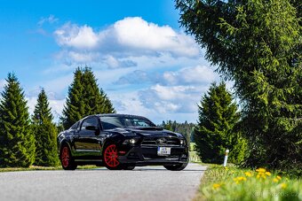 Prodám Ford Mustang 2014 3.7 - 3