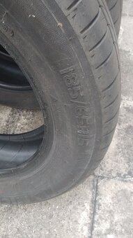 Pneu Michelin letní 185/65 r15 - 3