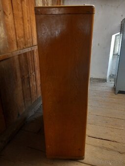 Starožitná skříň 120x52x188cm. - 3