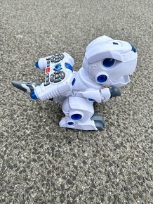 Robot dinosaurus - 3