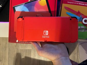 Nintendo switch oled Mario edice - 3
