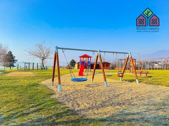 RD ve výstavbě, obytná plocha 346 m2, zahrada 853 m2, dvouga - 3