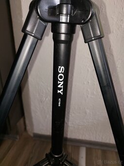 Stativ pro fotoaparáty SONY VCT-R640 - 3