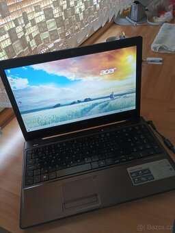 Starší Acer plně funkční svižný - 3