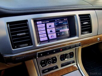 Jaguar XF Sportbrake - 3