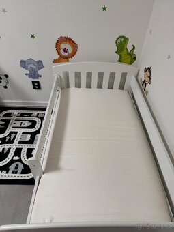 Dětská postel, matrace, 2x chránič, 2x prostěradlo - 3