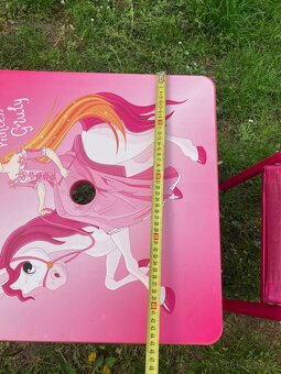 Dětský stolek a židle - 3