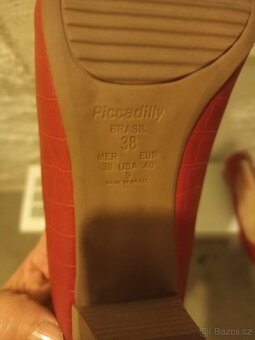 Lodičky Piccadilly - 3