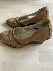 Dámské kožené boty na klínku,v.36 - 3