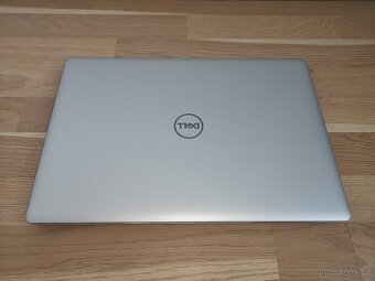 Čtyřjádrový notebook Dell Inspiron 3585 - 3