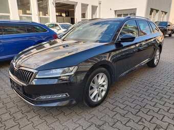 Škoda Superb 3 Combi 2.0TDI 140kW DSG Matrix ACC ERGO Navi - 3