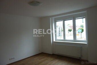 Pronájem bytu 2+1 49 m² - 3