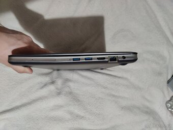 Předám notebook Lenovo z i7 - 3