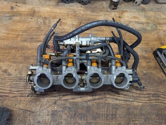 Klapky fz6 - 3