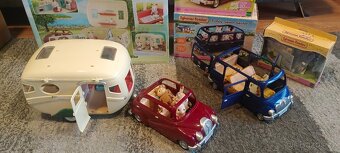Sylvanian sada 2x autíčko plus karavan - 3