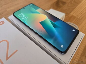 XIAOMI 12 5G jako nový - 3