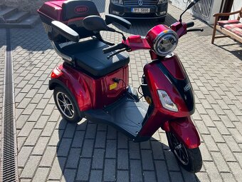 Elektrická tříkolka Selvo 31000 - 3