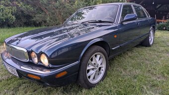 Jaguar Sovereing XJ8 - 3