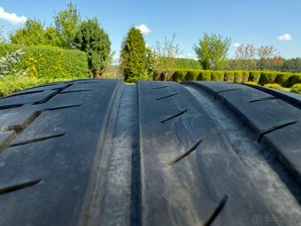 Continental Premium Contact 6 19" 235/50/R19 - 3